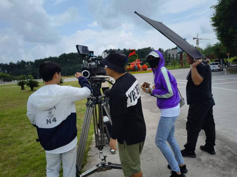 龙子湖区极致互动，未来愿景宏大，致力于成为全球领先的产品宣传视频企业